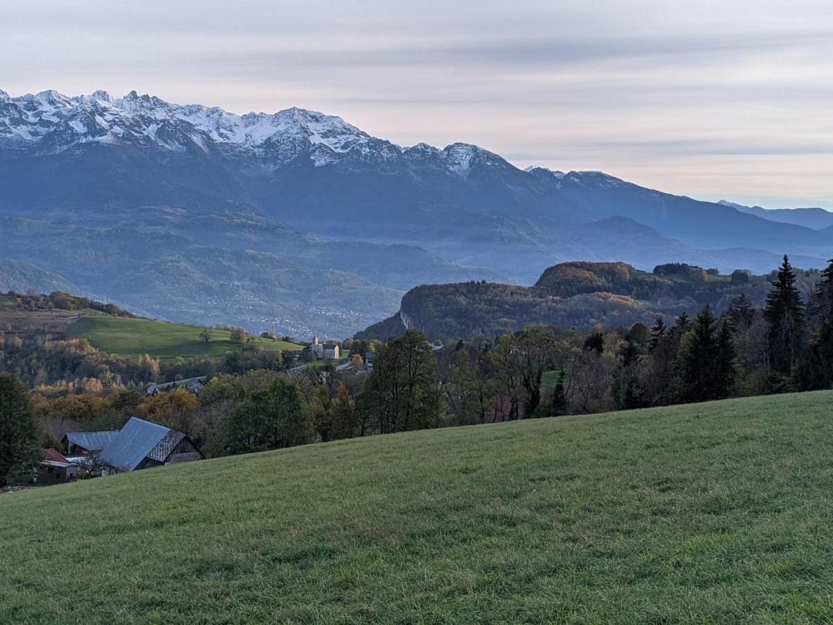 Appartement De Plain-Pied En Montagne Avec Vue Merveilleuse Sur Le Massif De Belledonne Saint Bernard du Touvet Exteriör bild
